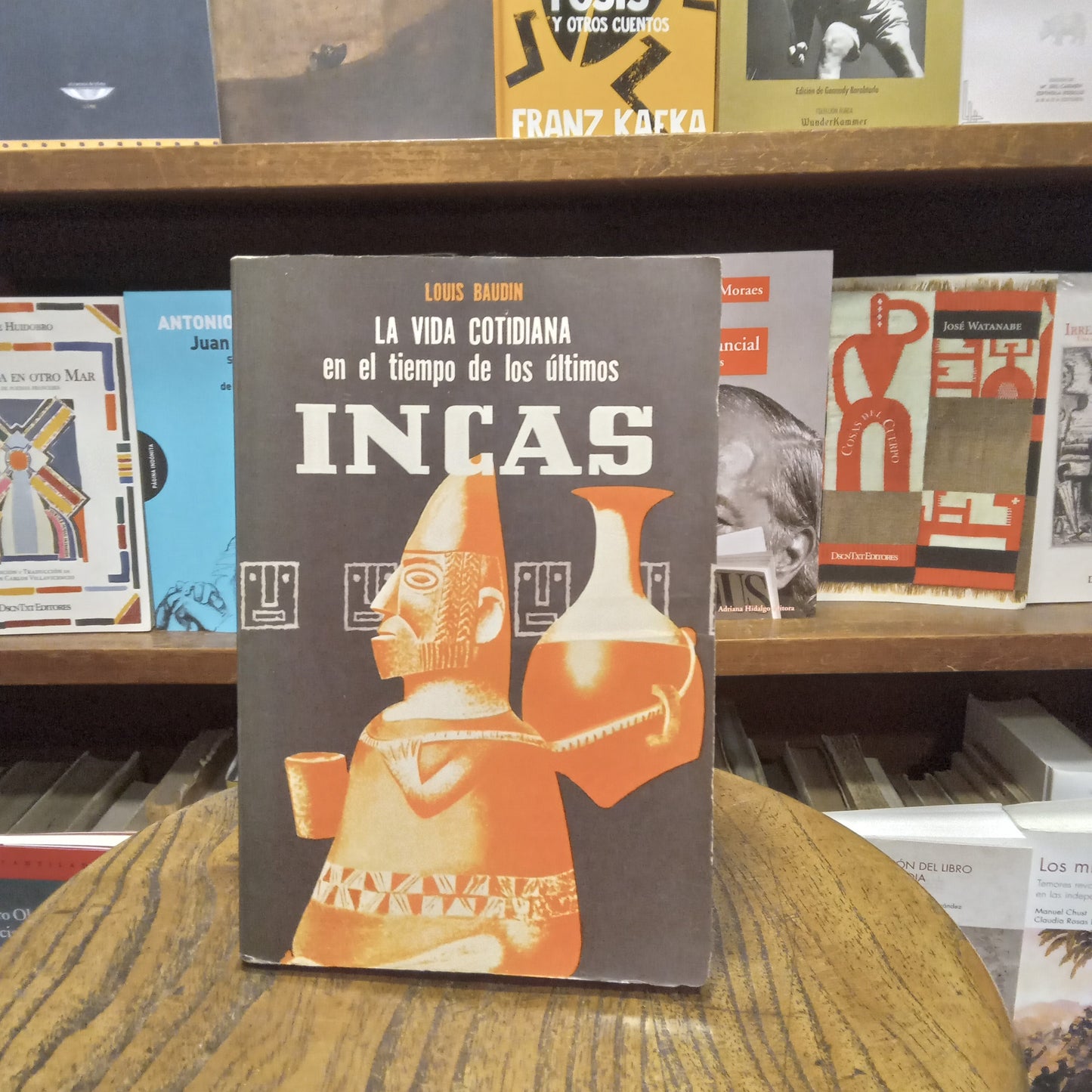 La vida cotidiana en el tiempo de los últimos incas - Louis Baudin - Hachette