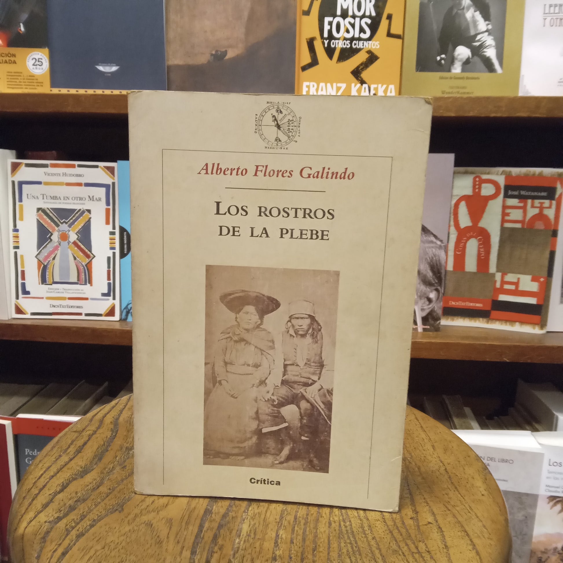 Los rostros de la plebe - Alberto Flores Galindo - Crítica